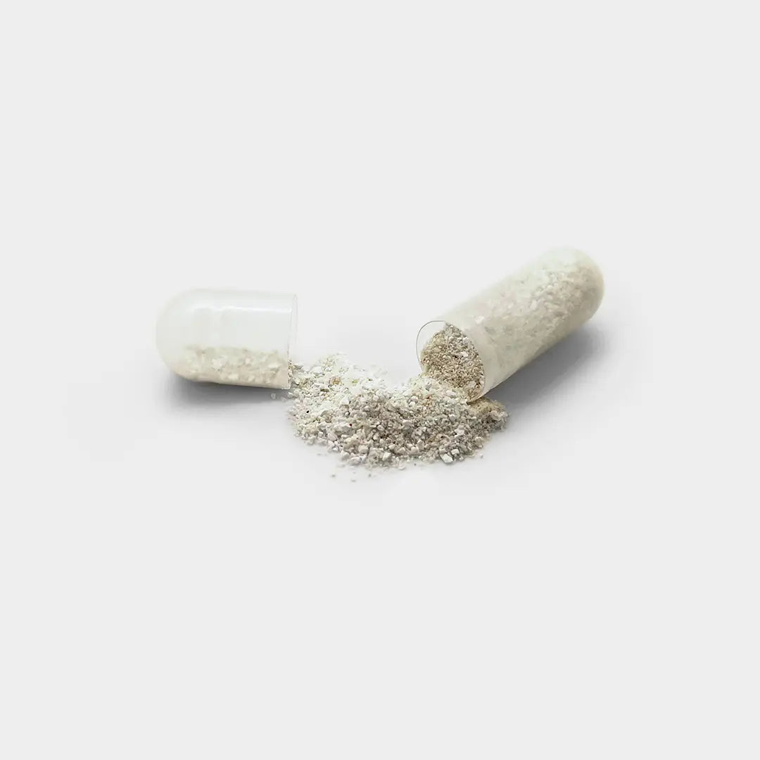 gélule du complément alimentaire naturel sérénité pour lutter contre stress et anxiété et offre sommeil réparateur posée sur un fond gris anxiété complément alimentaire complement alimentaire pour stress complément alimentaire anti stress complément alimentaire sommeil profond